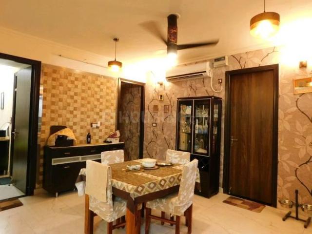 3 BHK Apartment in Sector 22 Dwarka for resale New Delhi. The reference number is 19632618