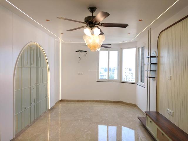3 BHK Apartment in Sector 22 Dwarka for resale New Delhi. The reference number is 19783374