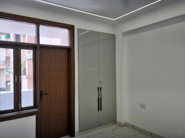 3 BHK Apartment in Sector 22 Dwarka for resale New Delhi. The reference number is 19869081