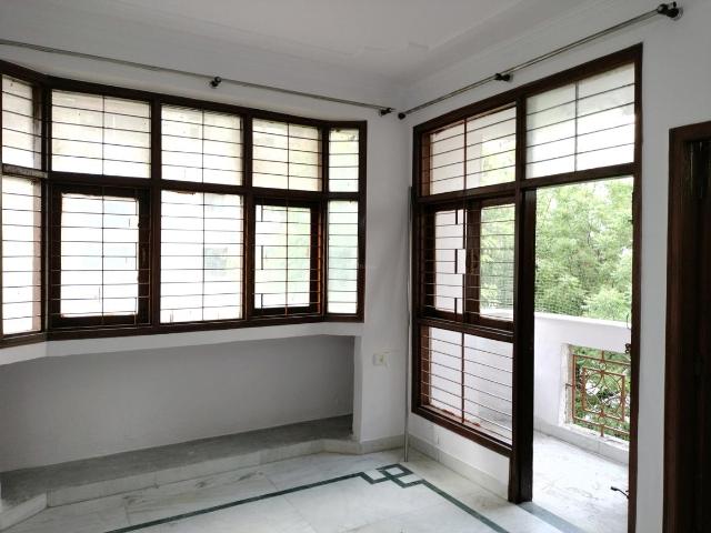 3 BHK Apartment in Sector 22 Dwarka for resale New Delhi. The reference number is 19970636
