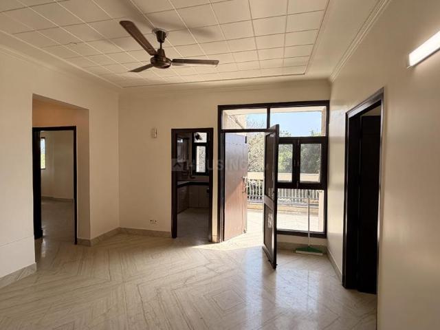 4 BHK Apartment in Sector 10 Dwarka for resale New Delhi. The reference number is 20082861