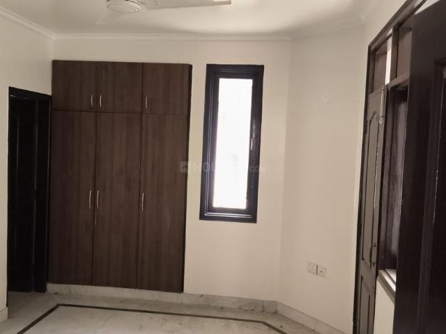 3 BHK Apartment in Sector 22 Dwarka for resale New Delhi. The reference number is 20345768