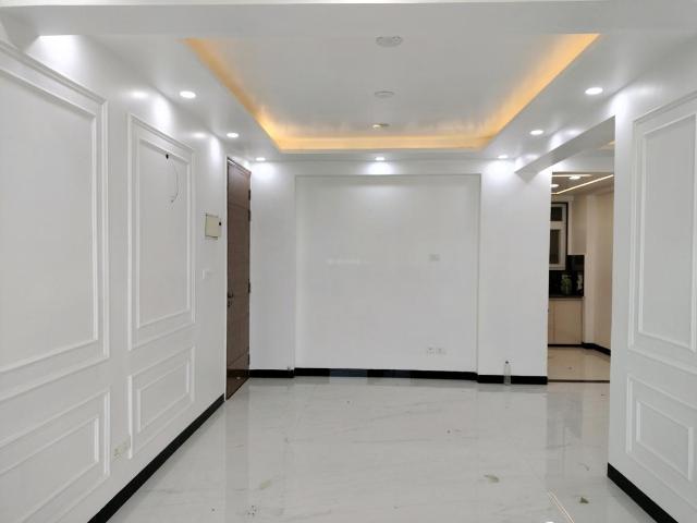 3 BHK Apartment in Sector 23 Dwarka for resale New Delhi. The reference number is 20351577