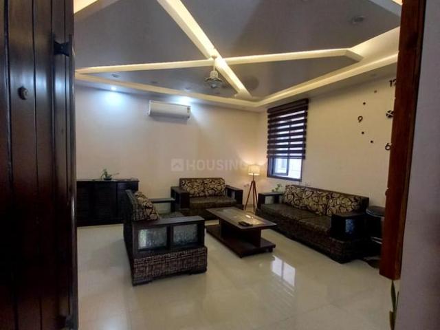 3 BHK Apartment in Sector 22 Dwarka for resale New Delhi. The reference number is 20621264