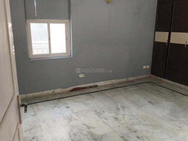 3 BHK Apartment in Sector 22 Dwarka for resale New Delhi. The reference number is 20780297