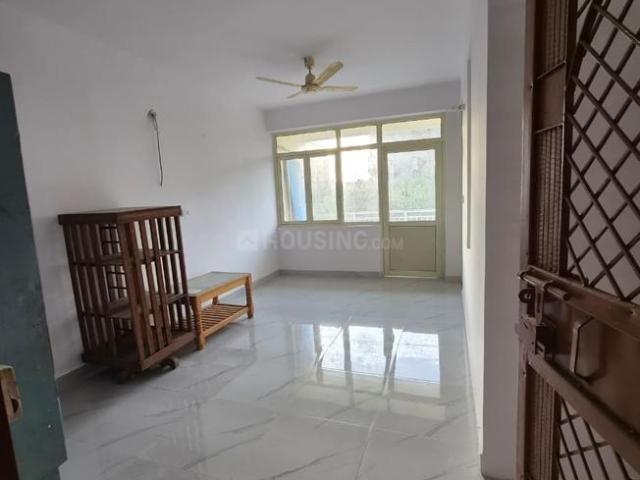 3 BHK Apartment in Sector 22 Dwarka for resale New Delhi. The reference number is 20720710