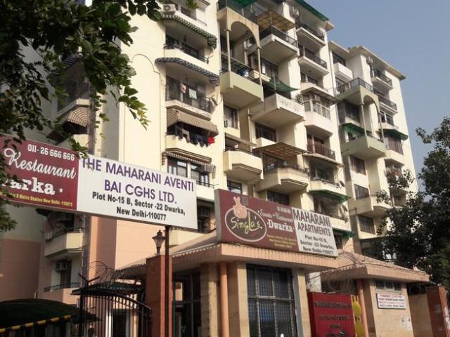 3 BHK Apartment in Sector 22 Dwarka for resale New Delhi. The reference number is 20720893