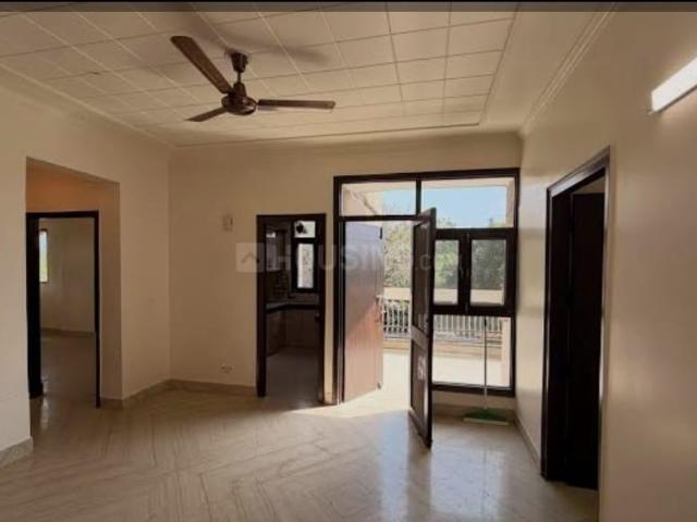 3 BHK Apartment in Sector 22 Dwarka for resale New Delhi. The reference number is 20816905