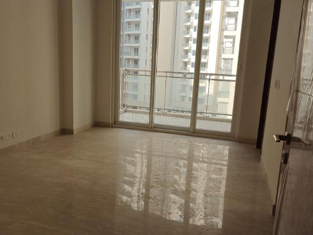3 BHK Apartment in Sector 22 for rent Gurgaon. The reference number is 18541611