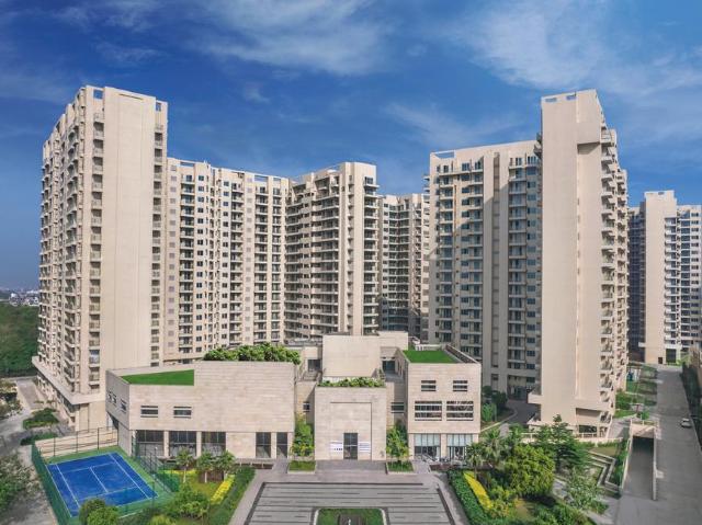 3 BHK Apartment in Sector 22 for resale Gurgaon. The reference number is 20483618