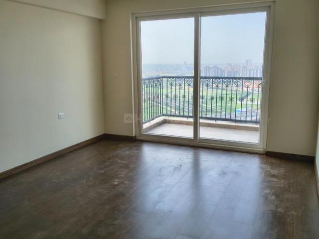3 BHK Apartment in Sector 23 Dwarka for rent New Delhi. The reference number is 18181263