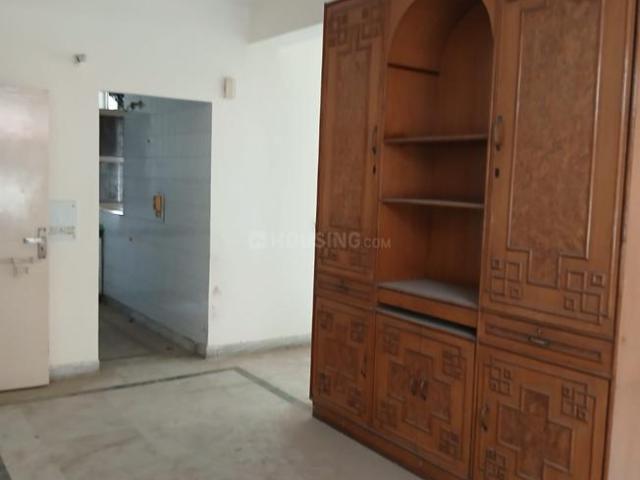 3 BHK Apartment in Sector 23 Dwarka for rent New Delhi. The reference number is 20453596