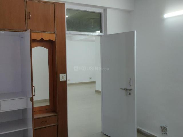 3 BHK Apartment in Sector 23 Dwarka for rent New Delhi. The reference number is 20031138