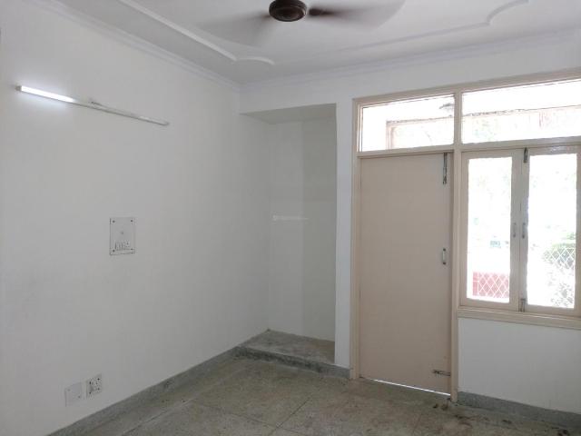 3 BHK Apartment in Sector 23 Dwarka for rent New Delhi. The reference number is 20239050