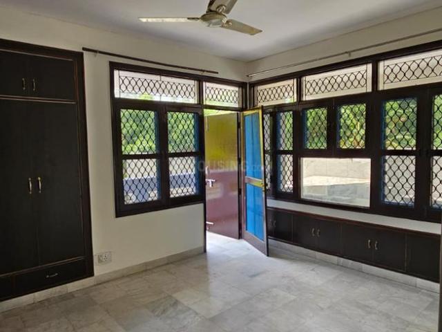 3 BHK Apartment in Sector 23 Dwarka for rent New Delhi. The reference number is 20372373