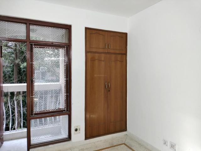 3 BHK Apartment in Sector 23 Dwarka for resale New Delhi. The reference number is 16717471