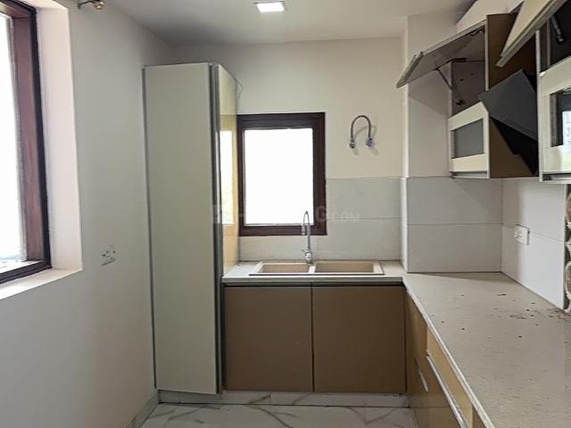 3 BHK Apartment in Sector 23 Dwarka for resale New Delhi. The reference number is 17383038