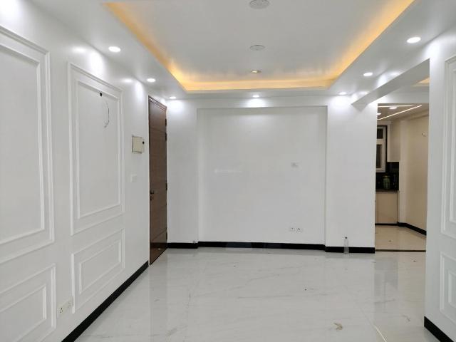 3 BHK Apartment in Sector 23 Dwarka for resale New Delhi. The reference number is 20546813