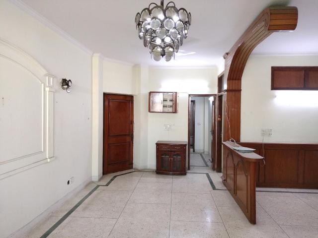 3 BHK Apartment in Sector 23 Dwarka for resale New Delhi. The reference number is 20509118