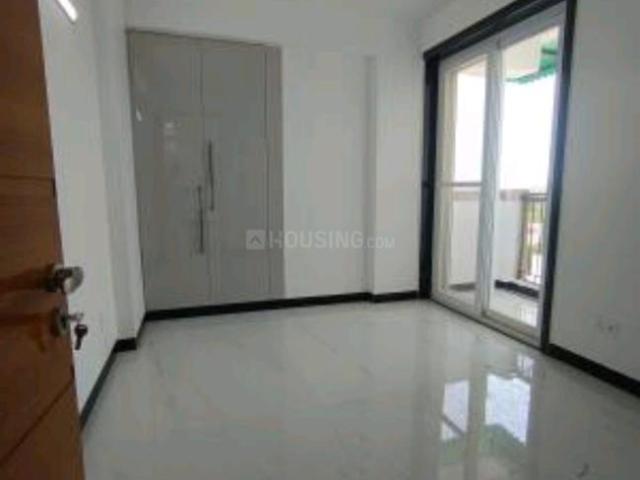 3 BHK Apartment in Sector 23 Dwarka for resale New Delhi. The reference number is 20767541