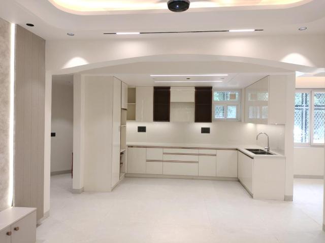 3 BHK Apartment in Sector 23 Dwarka for resale New Delhi. The reference number is 20881703