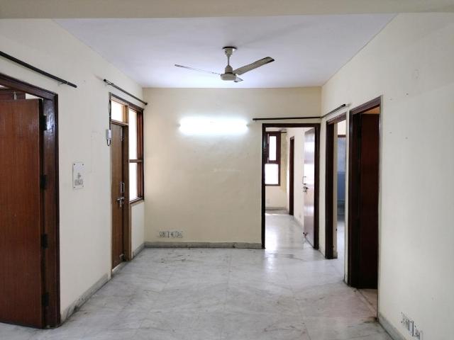 3 BHK Apartment in Sector 2 Dwarka for resale New Delhi. The reference number is 19409576