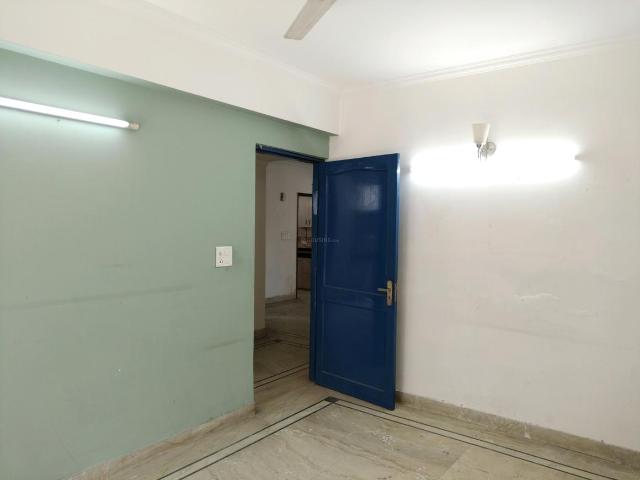 3 BHK Apartment in Sector 2 Dwarka for resale New Delhi. The reference number is 20030827