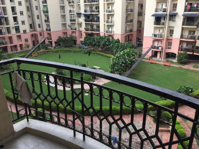 3 BHK Apartment in Sector 2 Dwarka for resale New Delhi. The reference number is 20612364