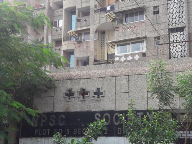 3 BHK Apartment in Sector 2 Dwarka for resale New Delhi. The reference number is 20782450