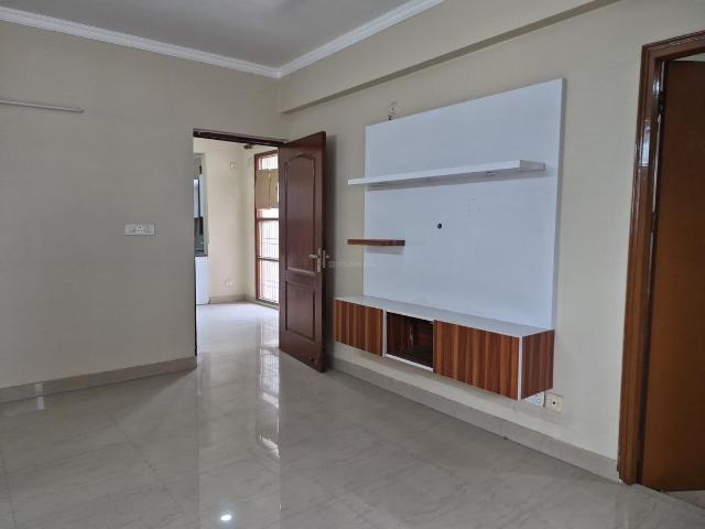 3 BHK Apartment in Sector 2 Dwarka for resale New Delhi. The reference number is 20929399