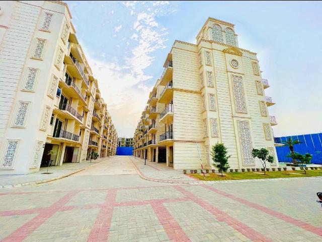 3 BHK Apartment in Sector 36 for resale Sohna. The reference number is 20176924