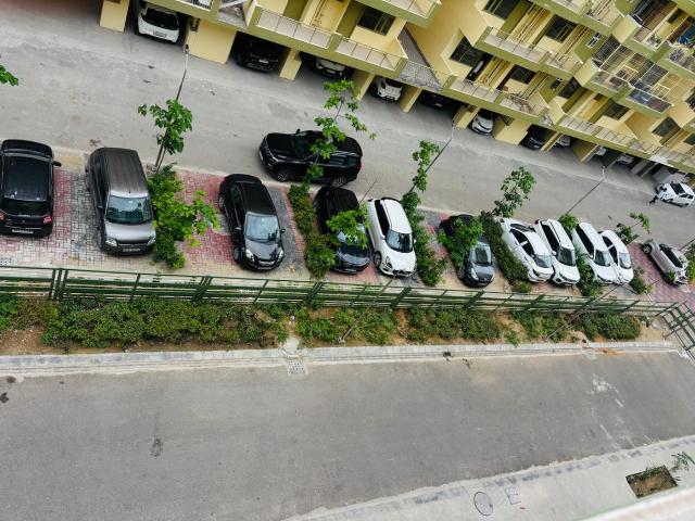 3 BHK Apartment in sector 37 for rent Bahadurgarh. The reference number is 20829631