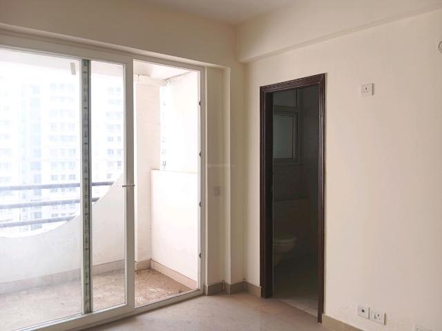 3 BHK Apartment in Sector 37D for resale Gurgaon. The reference number is 19288894