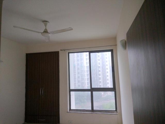3 BHK Apartment in Sector 33 for rent Gurgaon. The reference number is 20794498