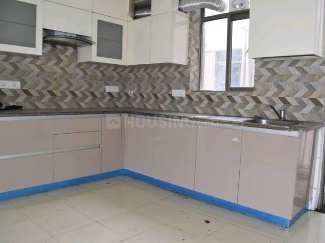 3 BHK Apartment in Sector 33 for resale Gurgaon. The reference number is 16272394