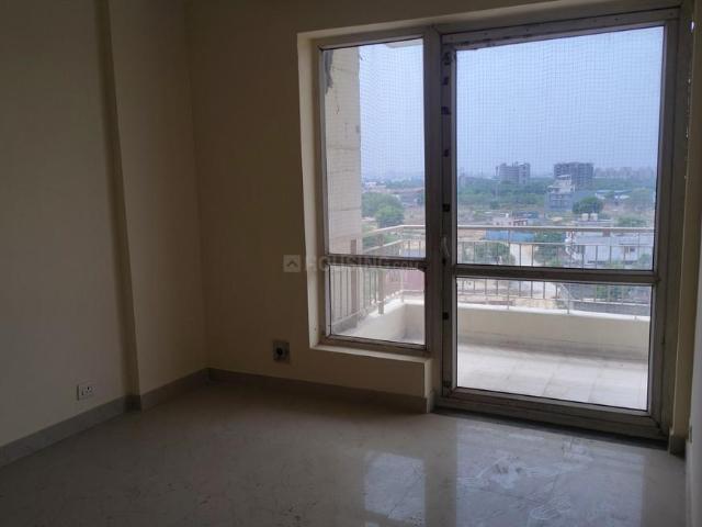 3 BHK Apartment in Sector 33 for resale Gurgaon. The reference number is 20596975