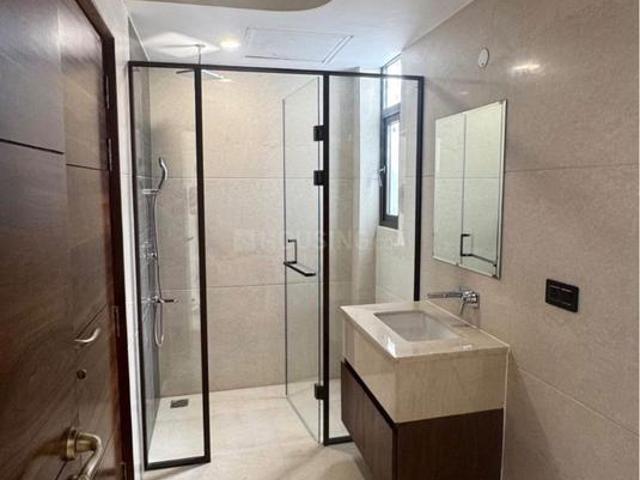 3 BHK Apartment in Sector 33 for resale Sohna. The reference number is 19998600