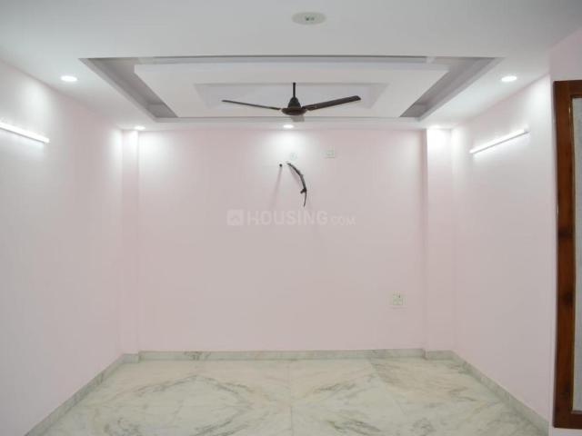 3 BHK Apartment in Sector 3 Dwarka for resale New Delhi. The reference number is 14810826