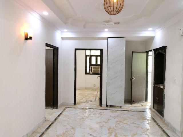3 BHK Apartment in Sector 3 Dwarka for resale New Delhi. The reference number is 19842715