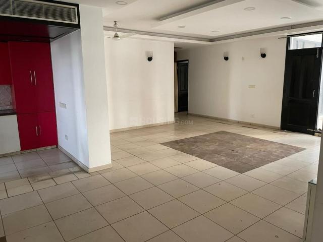 3 BHK Apartment in Sector 3 Dwarka for resale New Delhi. The reference number is 20964963