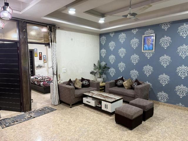 3 BHK Apartment in Sector 44 for rent Noida. The reference number is 20189066