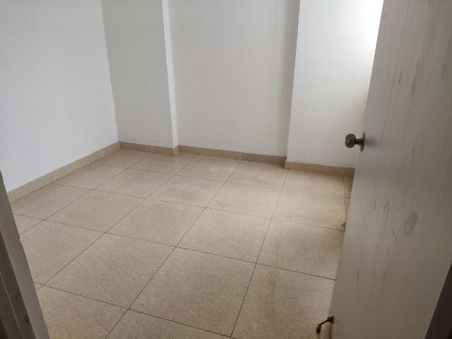 3 BHK Apartment in Sector 45 for rent Faridabad. The reference number is 20527183
