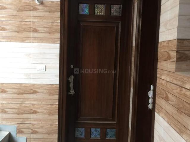 3 BHK Apartment in Sector 45 for resale Chandigarh. The reference number is 16939034