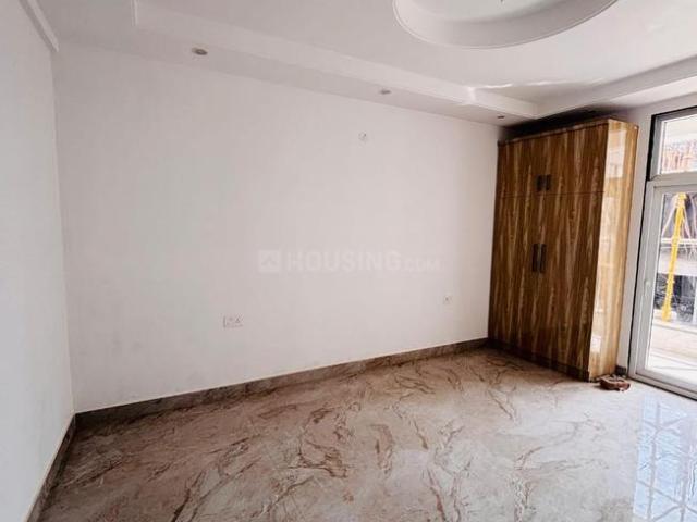 3 BHK Apartment in Sector 45 for resale Noida. The reference number is 21012521