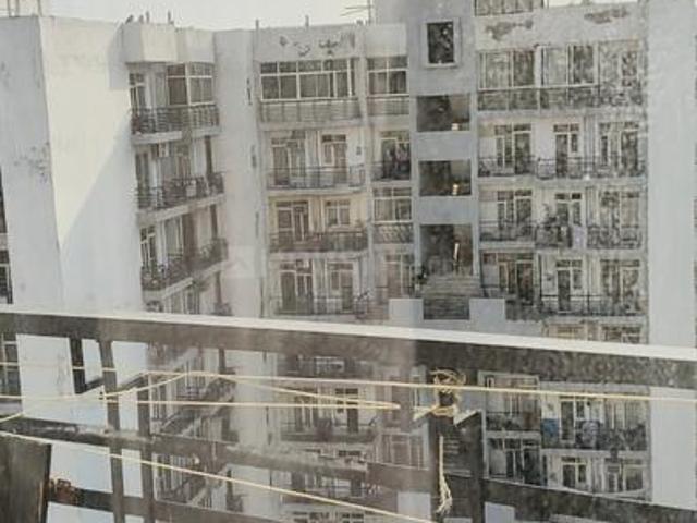 3 BHK Apartment in Sector 46 for resale Noida. The reference number is 20471603