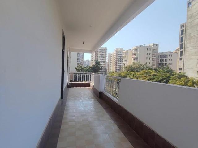 3 BHK Apartment in Sector 47 for rent Gurgaon. The reference number is 20166228
