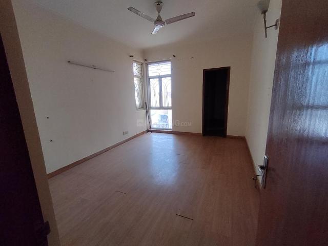 3 BHK Apartment in Sector 48 for rent Gurgaon. The reference number is 19584990