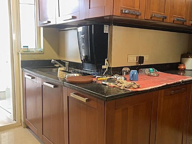 3 BHK Apartment in Sector 48 for resale Gurgaon. The reference number is 19006201