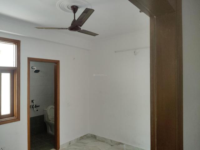 3 BHK Apartment in Sector 49 for resale Noida. The reference number is 20474496
