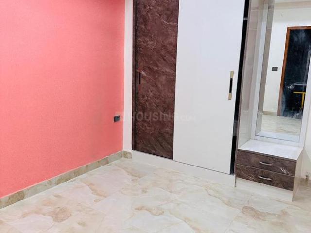 3 BHK Apartment in Sector 49 for resale Noida. The reference number is 20475156